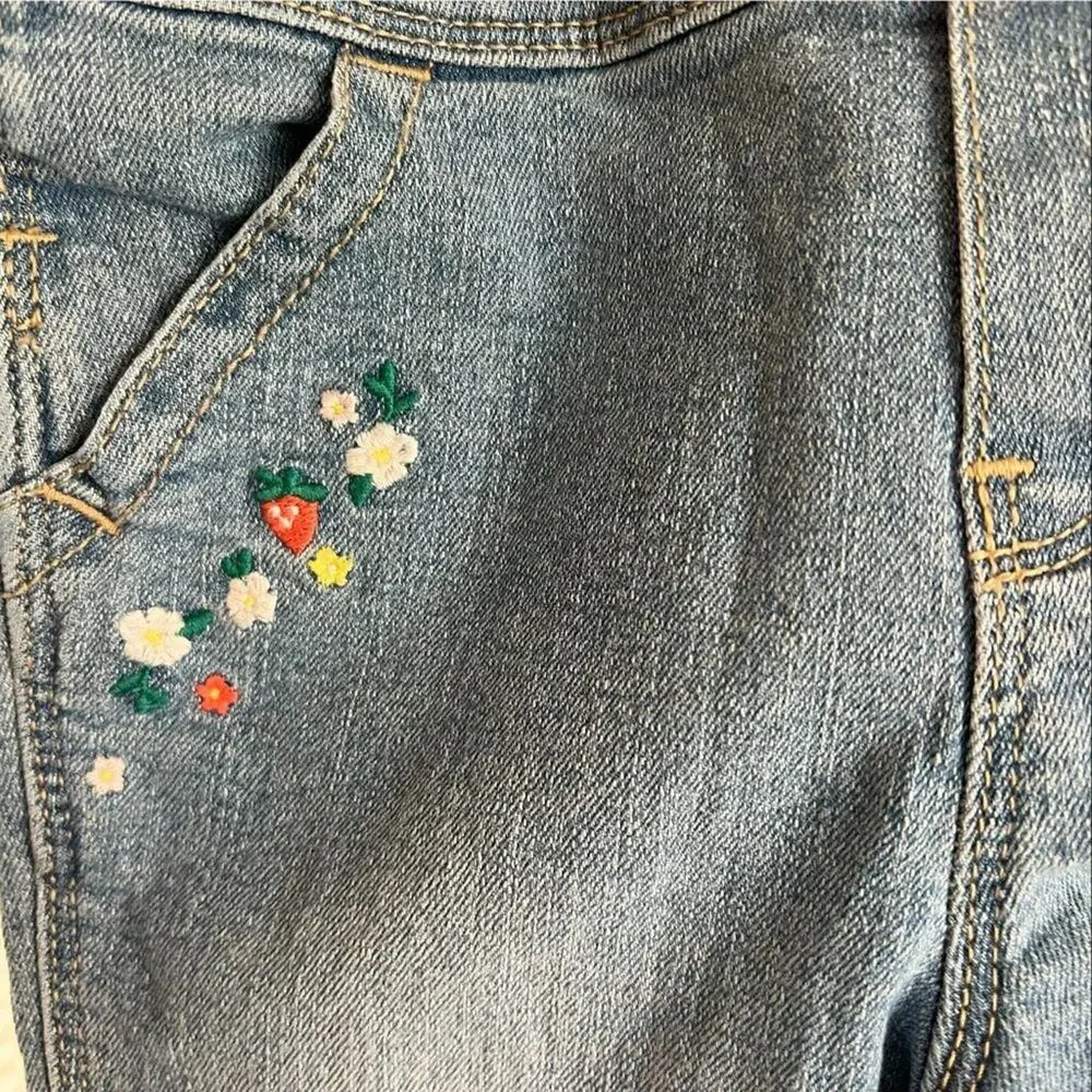 Oshkosh B'gosh girls bib overalls embroidered flowers Denim Size 2T
